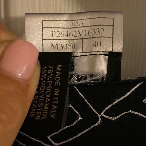 RARE!! CHANEL Monogram Top - Picture 11 of 11